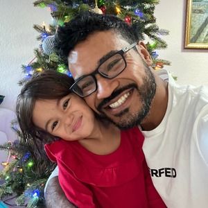 Meet your Posher, Ray